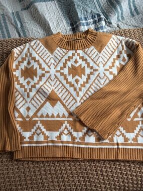 Wrangler Camel & White Aztec Pattern Crewneck Sweater